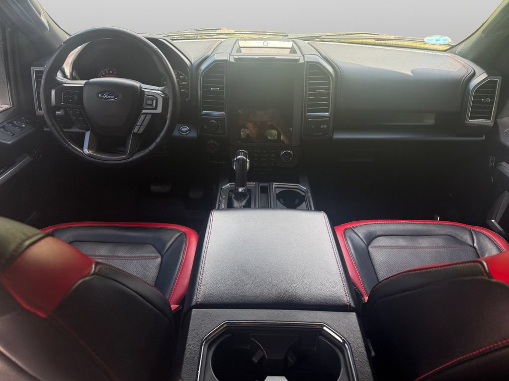 Used 2018 Ford F150 Lariat w/ Equipment Group 502A Luxury AWD/4WD image 14