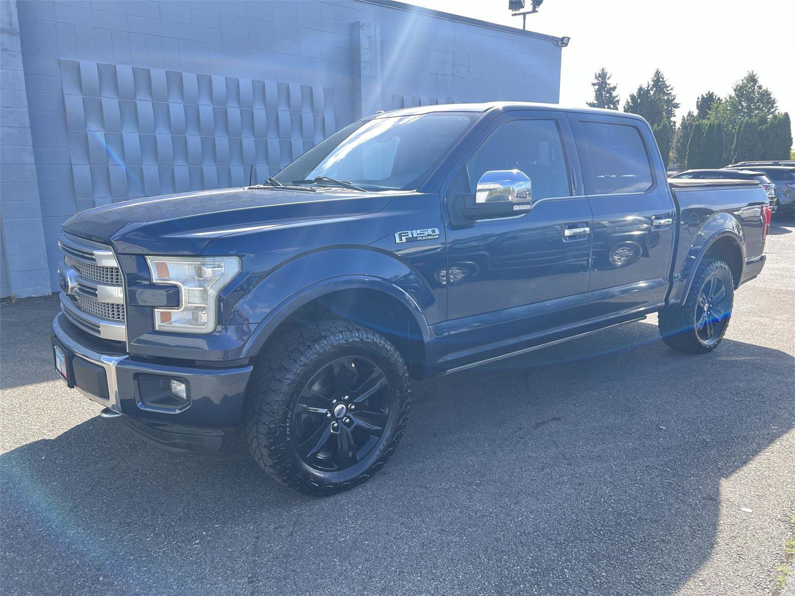 Used 2015 Ford F150 Platinum w/ Technology Package