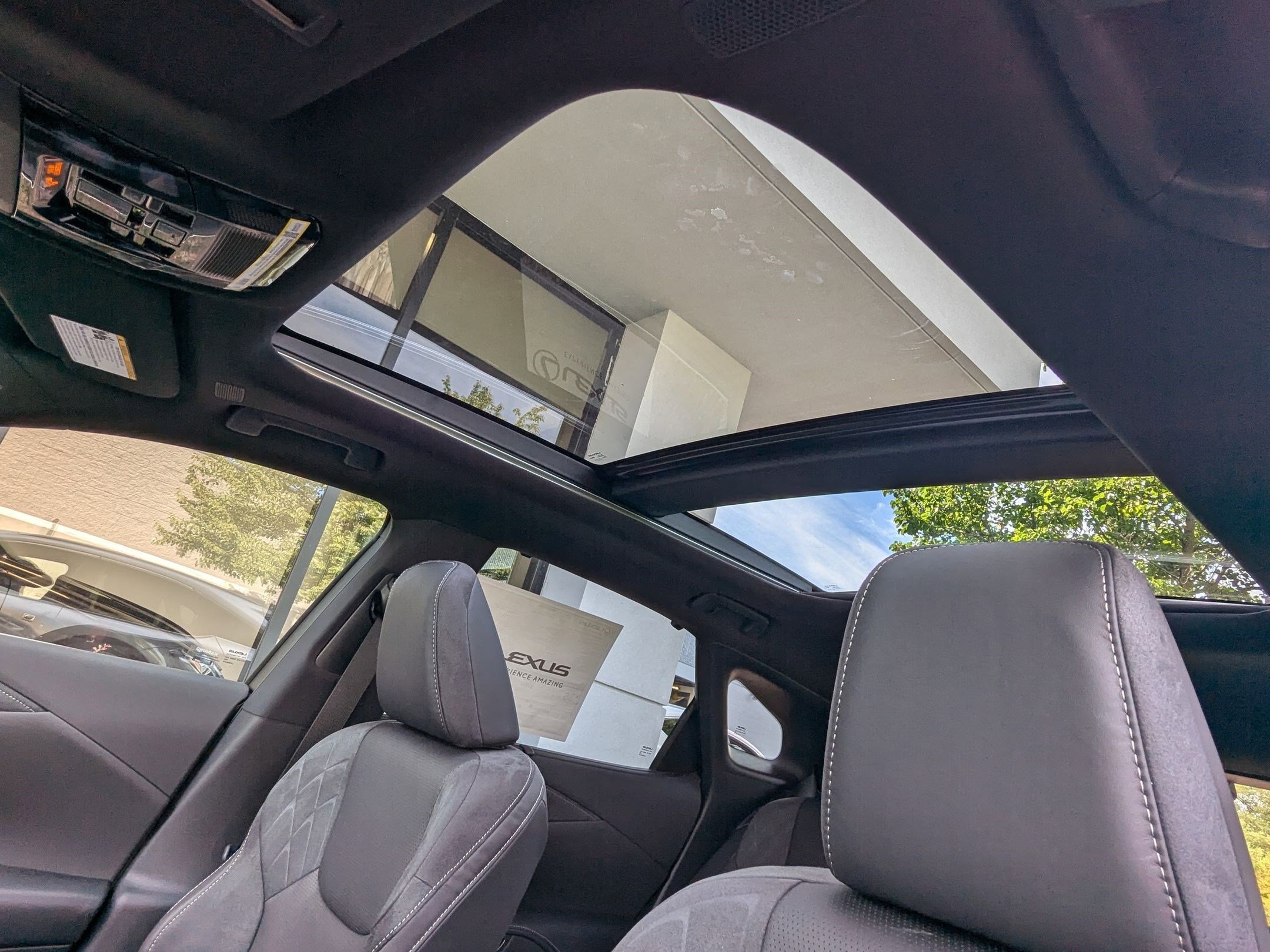 New 2025 Lexus RX 350 w/ Convenience Package image 13
