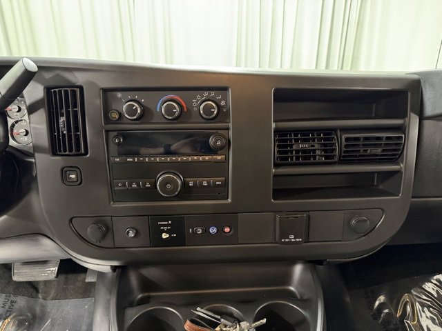 Used 2015 Chevrolet Express 3500 LT w/ LT Preferred Equipment Group image 11