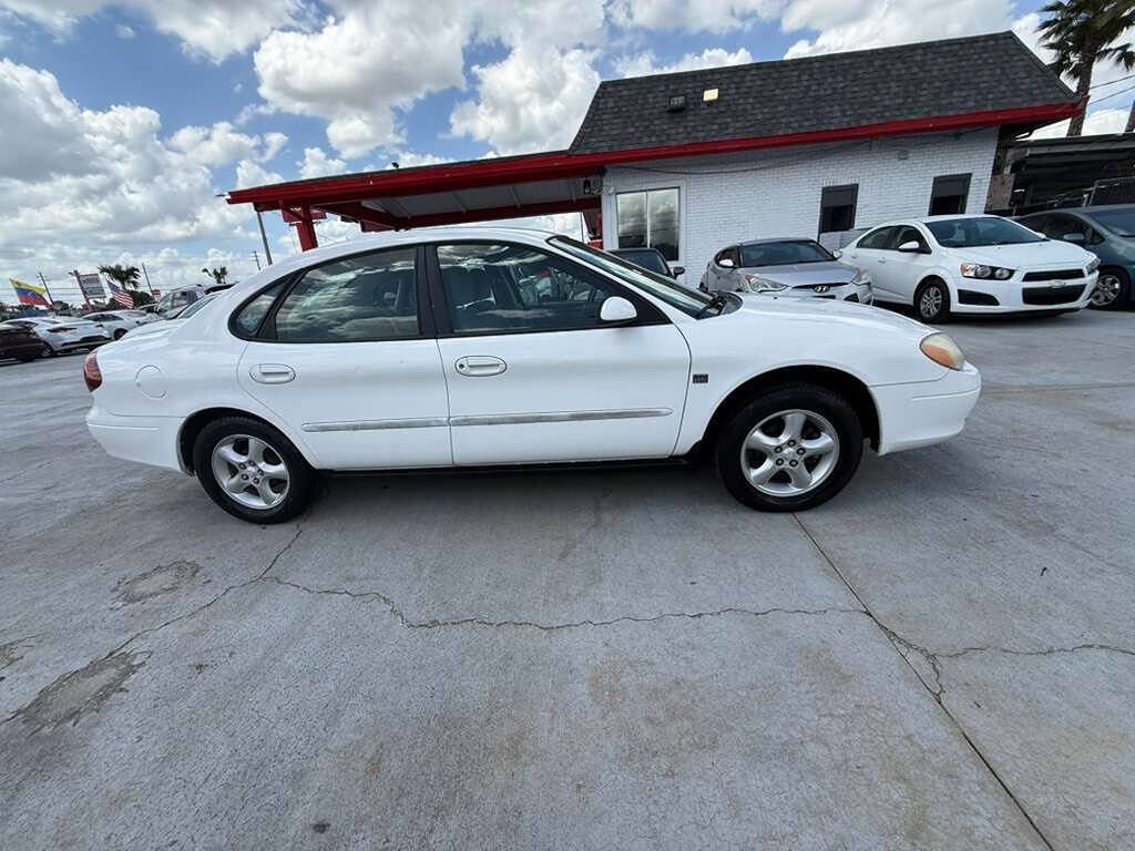 Used 2000 Ford Taurus SES FWD image 4