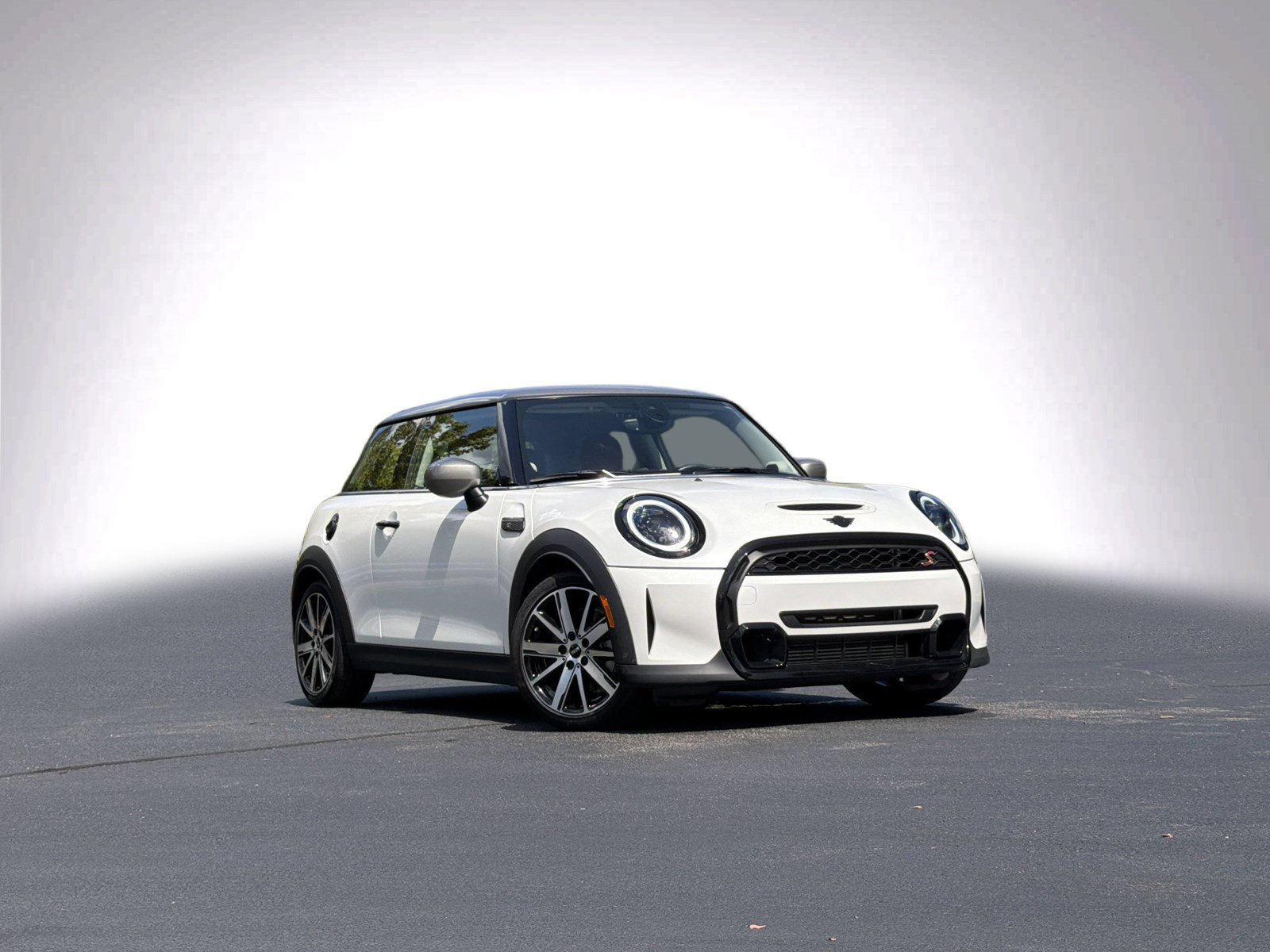 Certified 2024 MINI Cooper S w/ Signature Upholstery Package FWD image 2