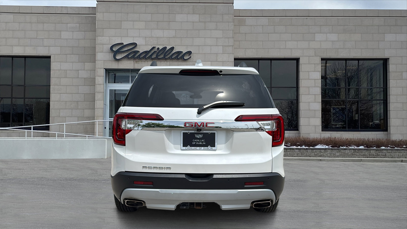 Used 2021 GMC Acadia SLT w/ Premium Package FWD image 6