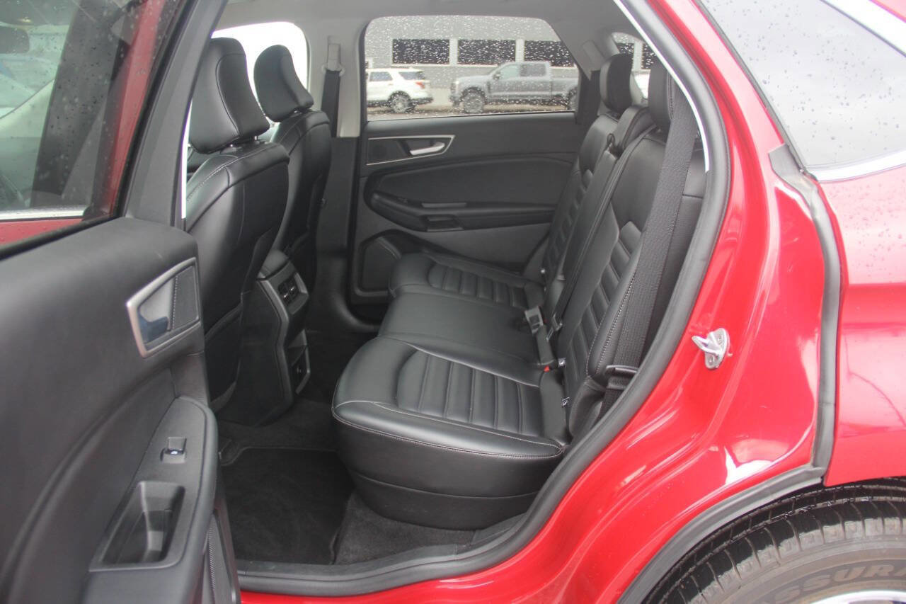 Certified 2024 Ford Edge SEL image 12