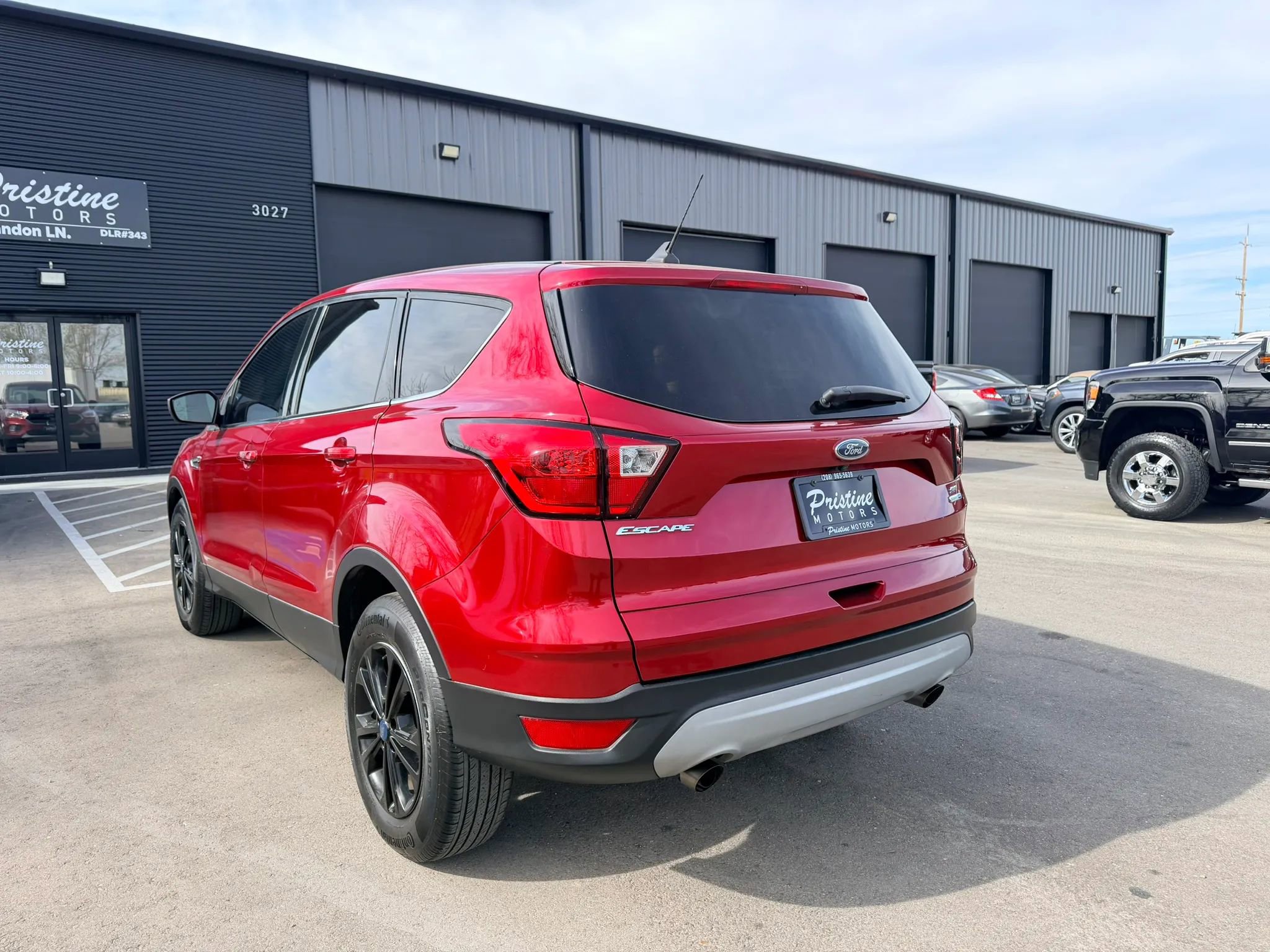 Used 2019 Ford Escape SE image 6