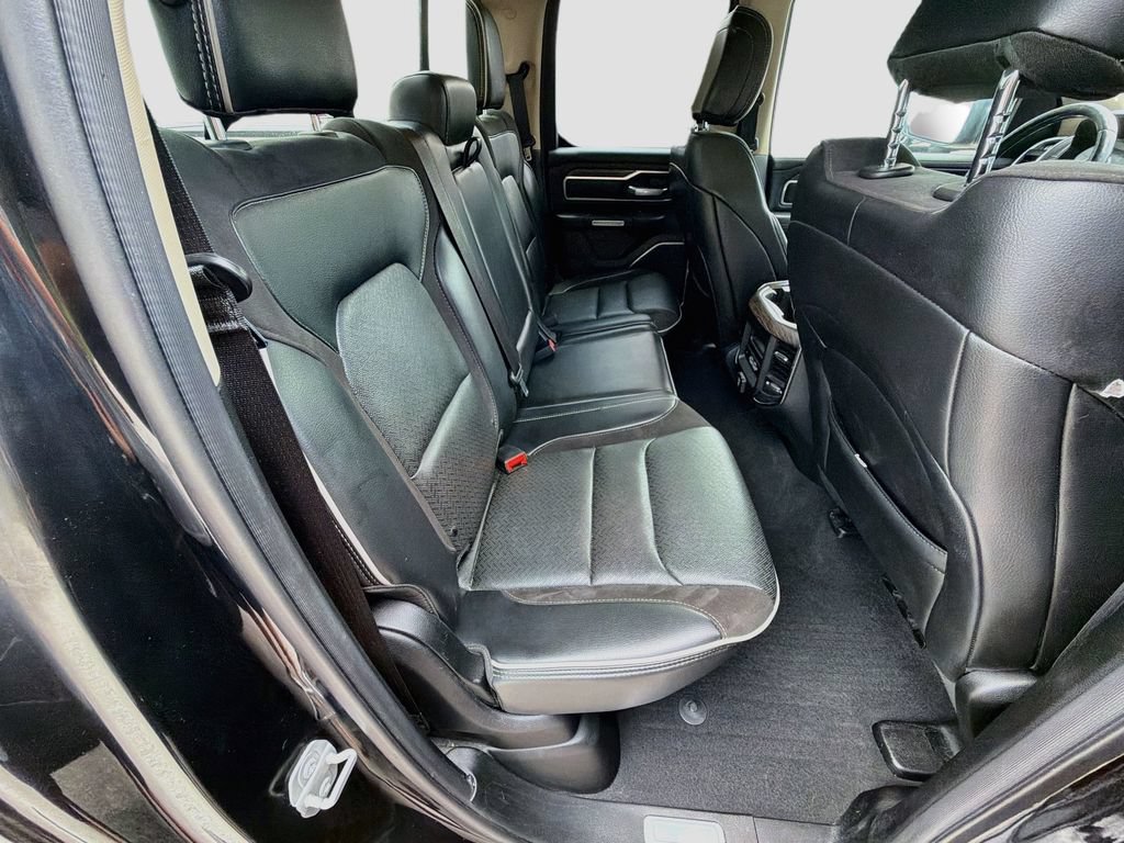 Used 2019 RAM 1500 Laramie AWD/4WD image 31