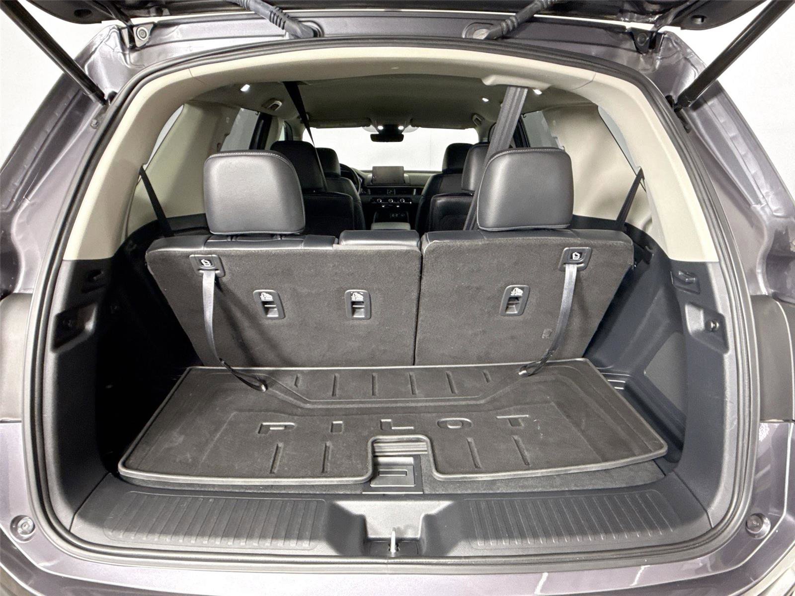 Used 2025 Honda Pilot EX-L image 39