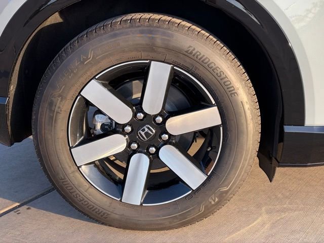 Used 2025 Honda Prologue Touring image 5