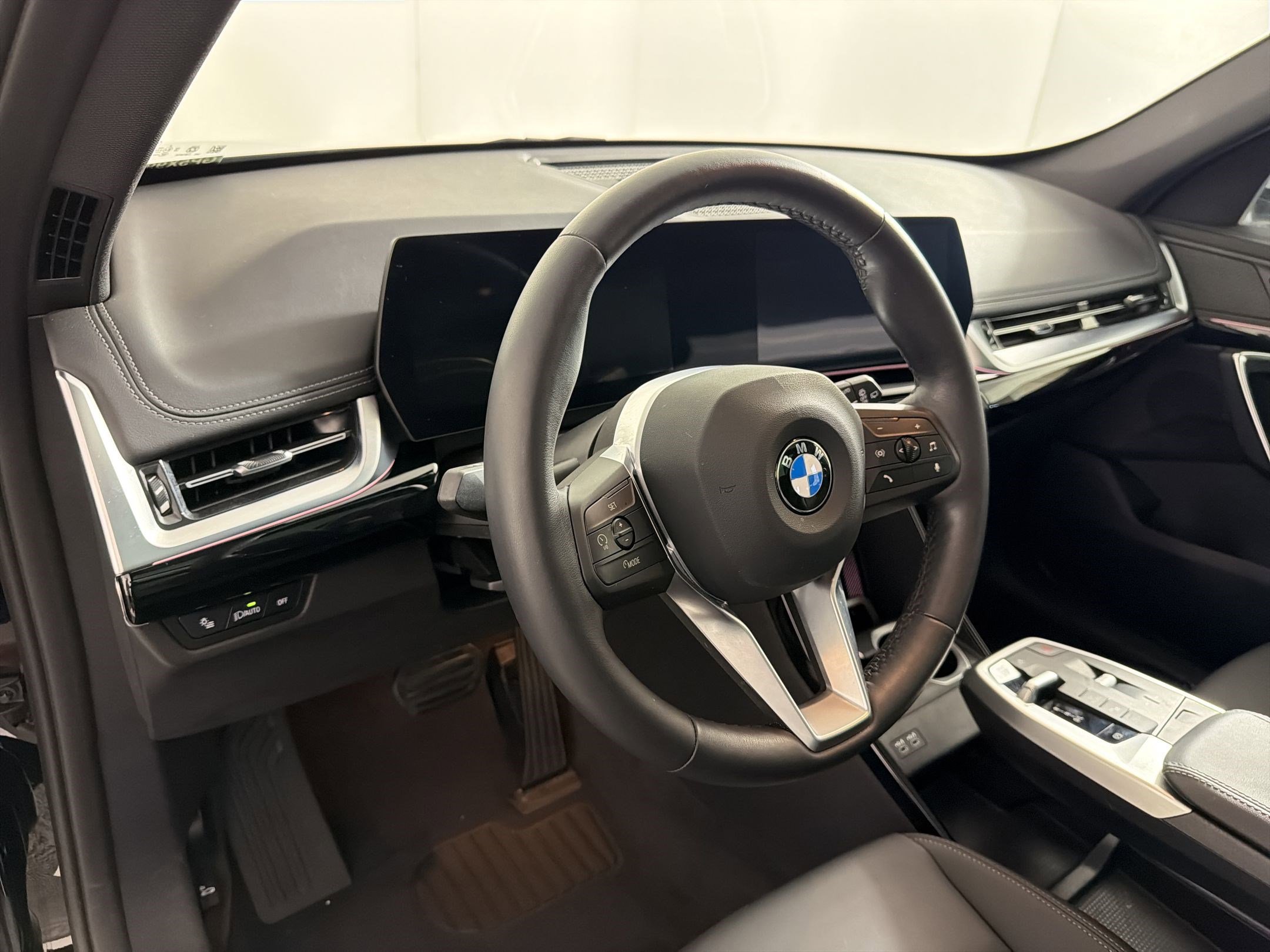 Certified 2023 BMW X1 xDrive28i w/ Convenience Package image 4