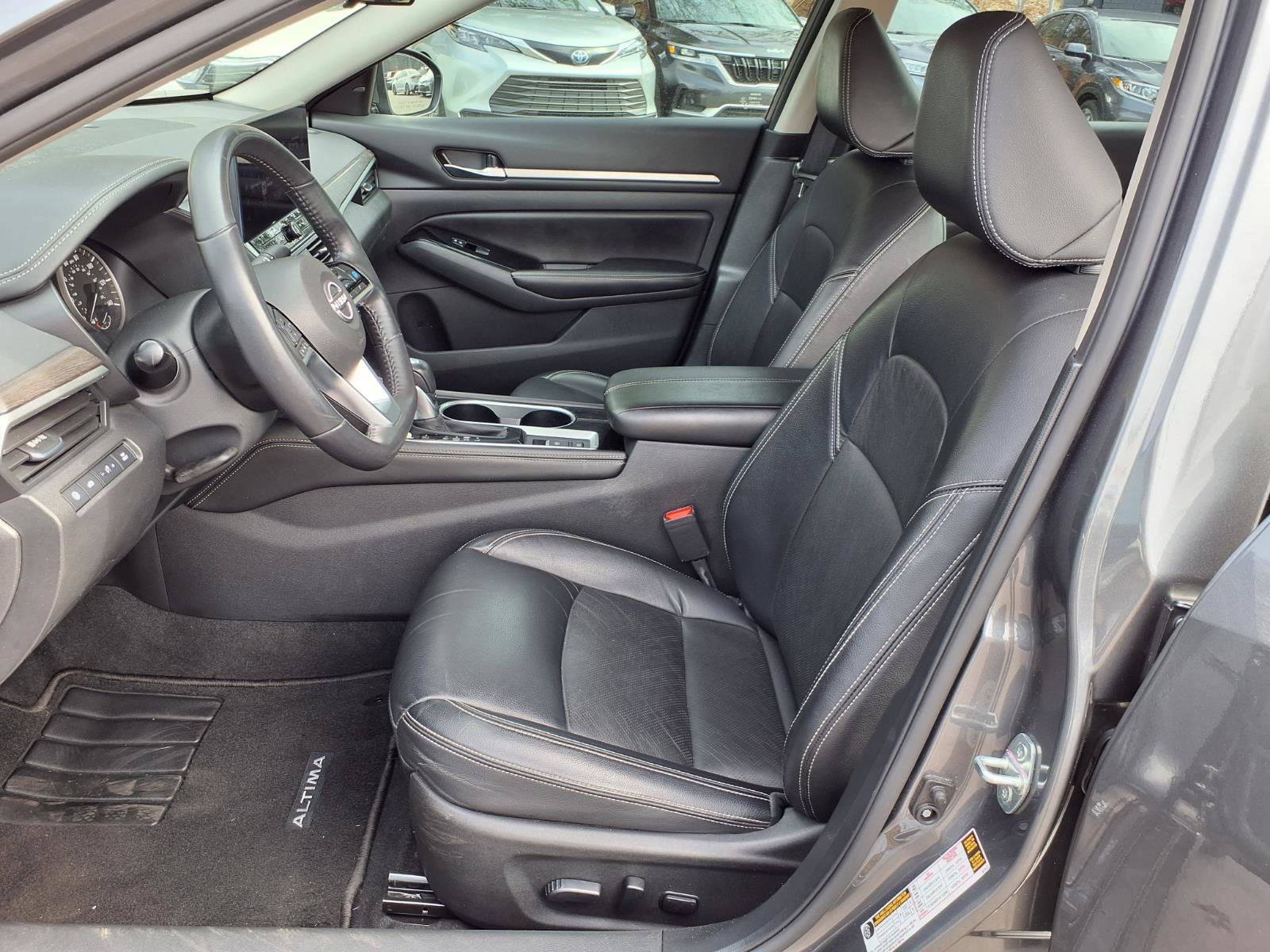 Used 2024 Nissan Altima 2.5 SL image 11