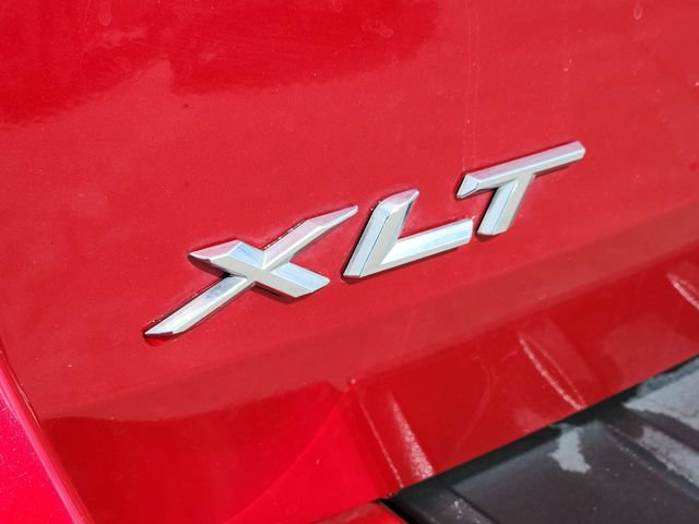Certified 2022 Ford Explorer XLT w/ Equipment Group 202A RWD image 13
