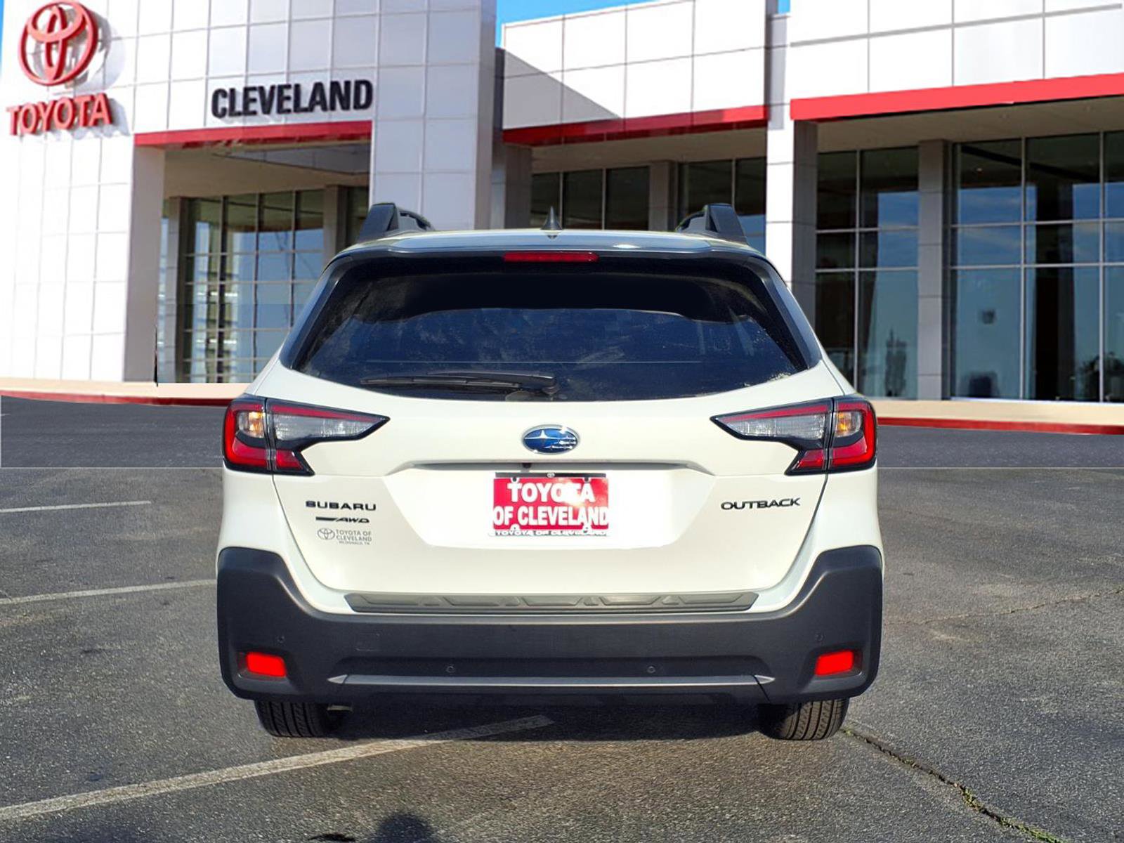 Used 2025 Subaru Outback Onyx Edition image 5