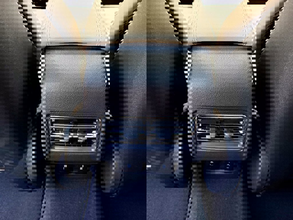 New 2026 Lincoln Corsair Premiere image 36