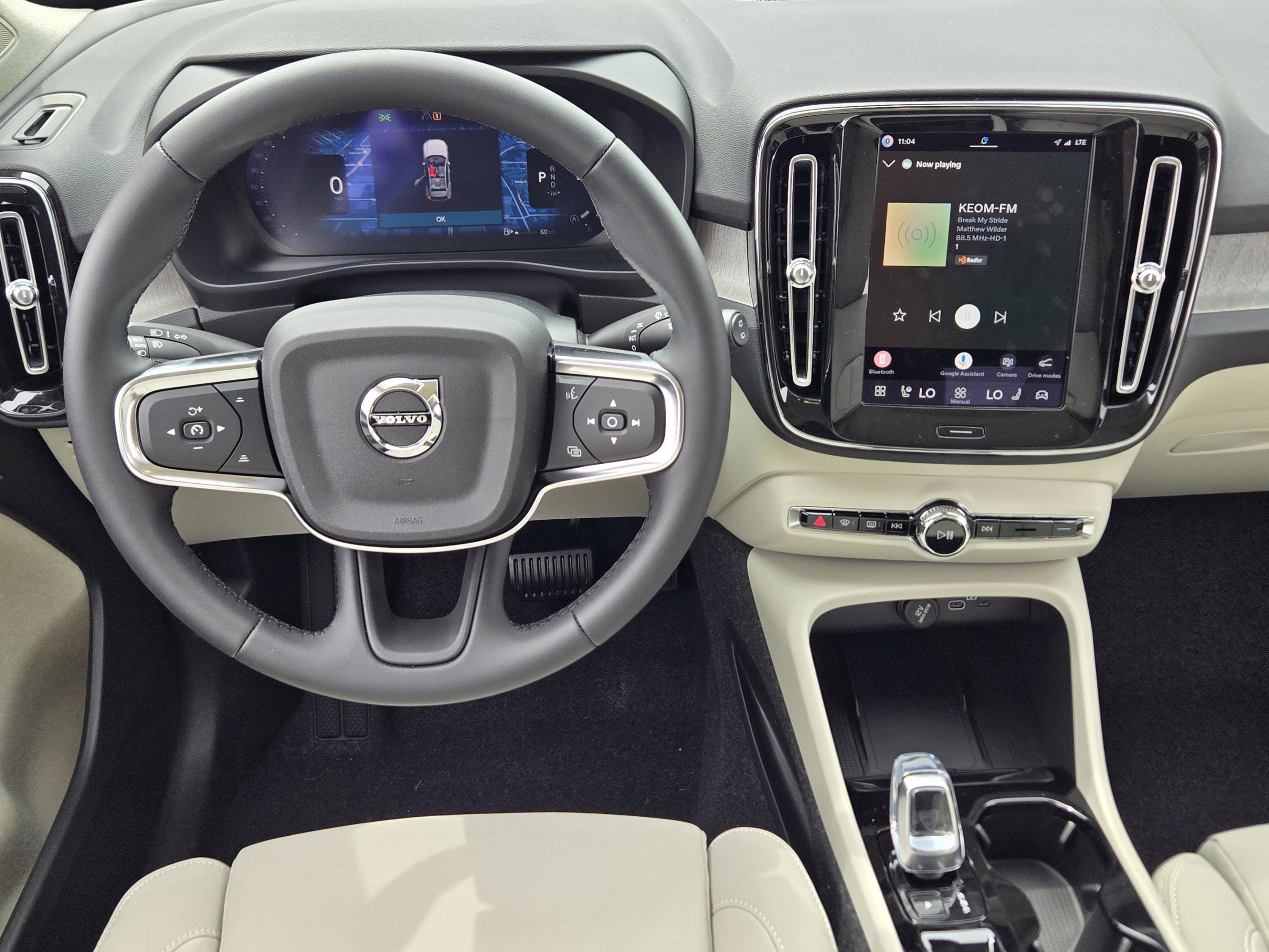 New 2026 Volvo XC40 B5 Ultra w/ Protection Package Premier AWD/4WD image 23