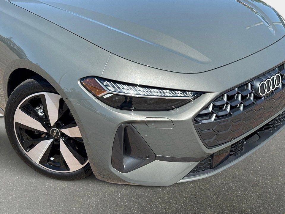 Used 2025 Audi A5 2.0T Premium Plus w/ Premium Plus image 22