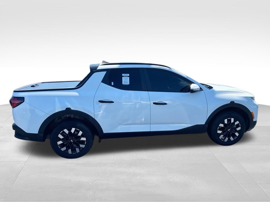Used 2025 Hyundai Santa Cruz SEL AWD/4WD image 9