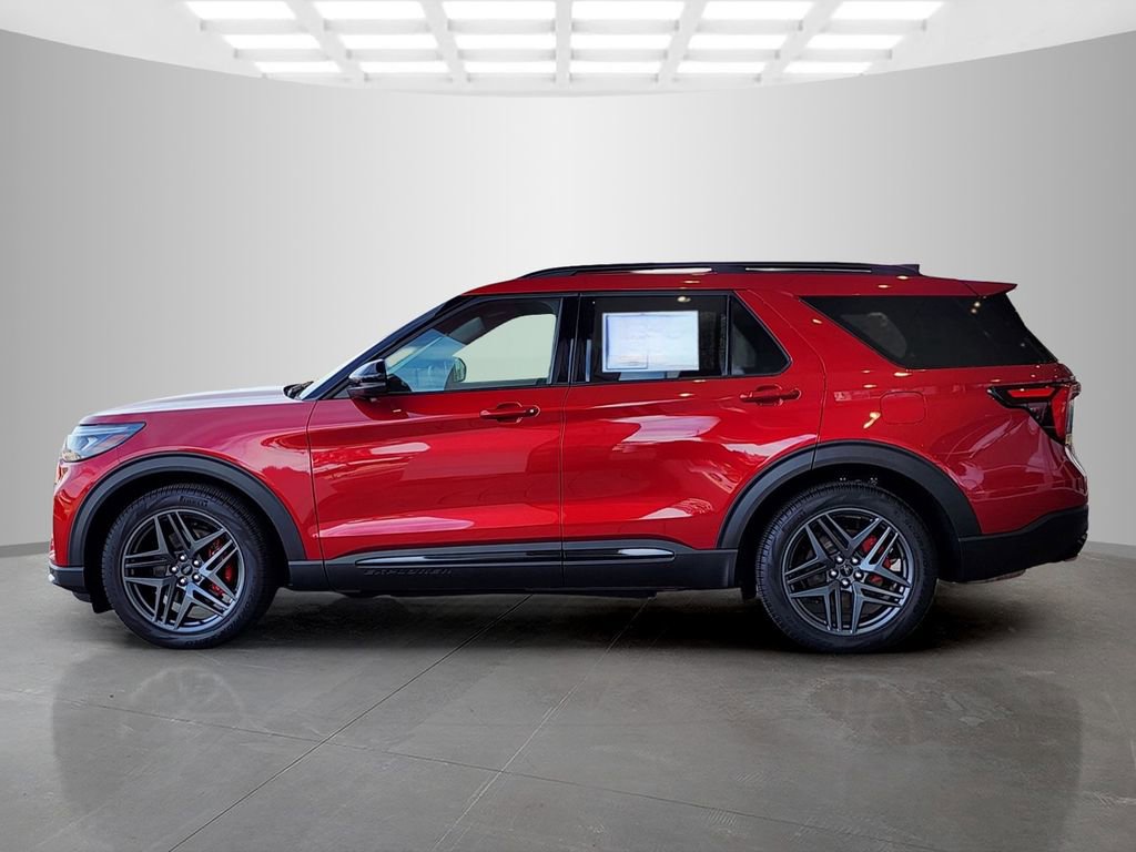 Used 2025 Ford Explorer ST image 8
