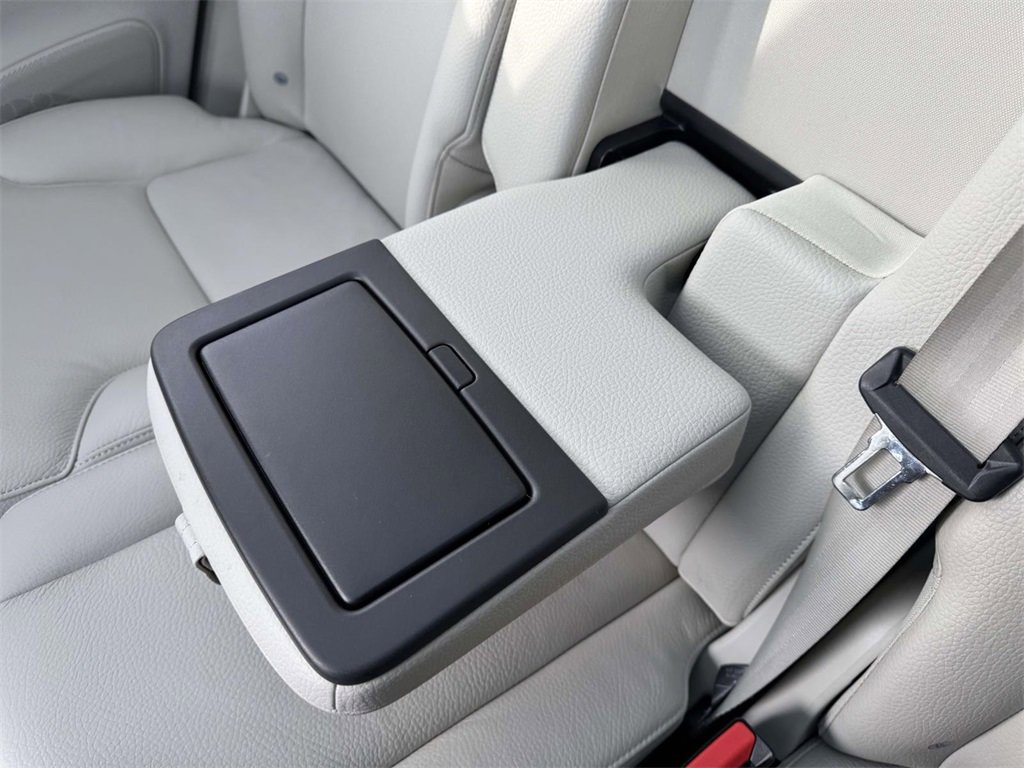 Certified 2024 Volvo XC90 B5 Core w/ Climate Package image 10