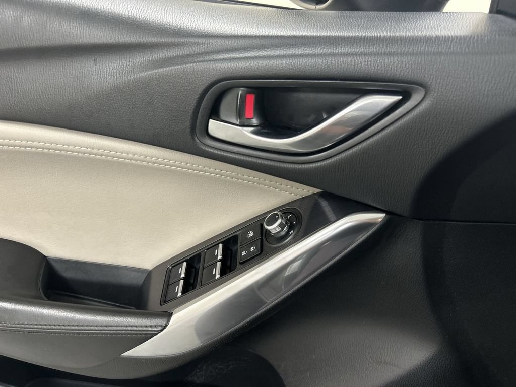 Used 2017 MAZDA MAZDA6 Touring FWD image 11