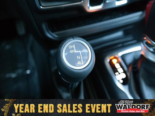 New 2025 Jeep Gladiator Sport image 21