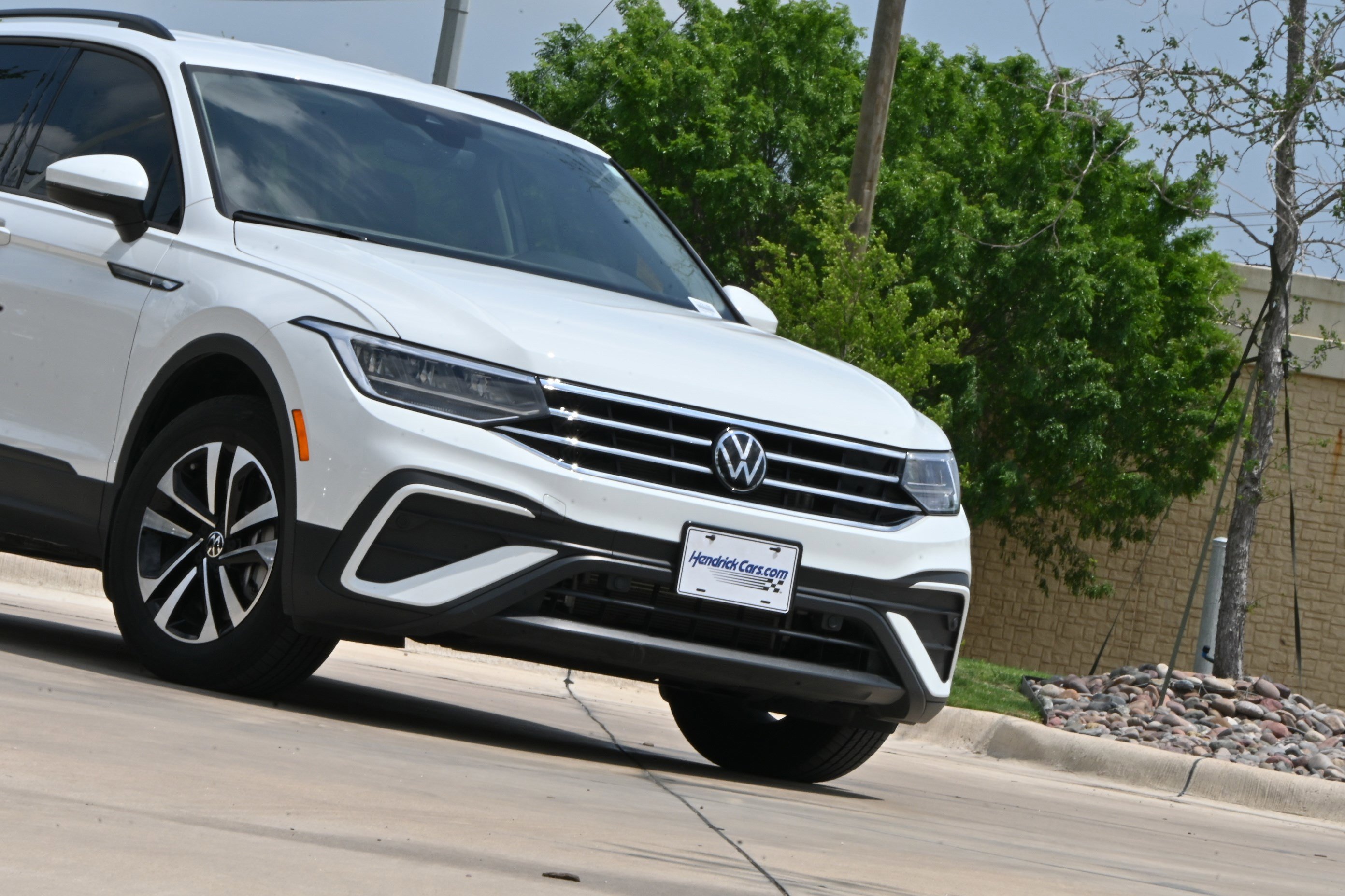 Used 2024 Volkswagen Tiguan S FWD image 38