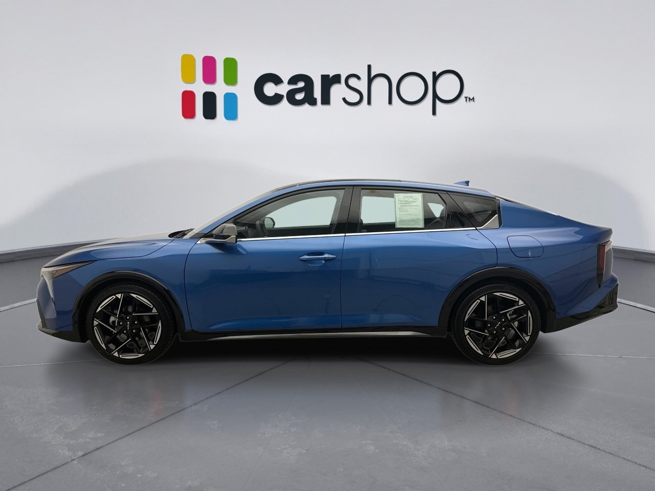 Used 2025 Kia K4 GT-Line w/ GT-Line Premium Package FWD image 2