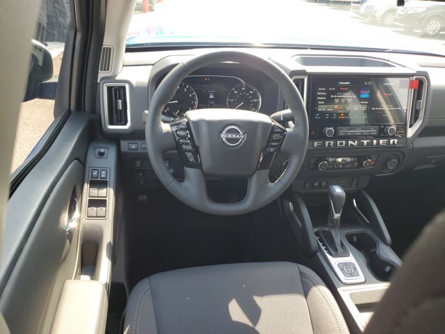 New 2027 Nissan Frontier SV w/ SV Convenience Package AWD/4WD image 14