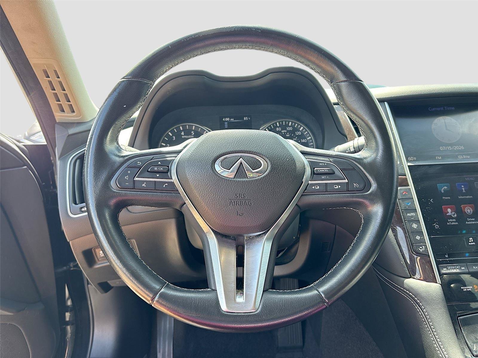 Used 2019 INFINITI Q50 Luxe w/ Cargo Package (L96) RWD image 11