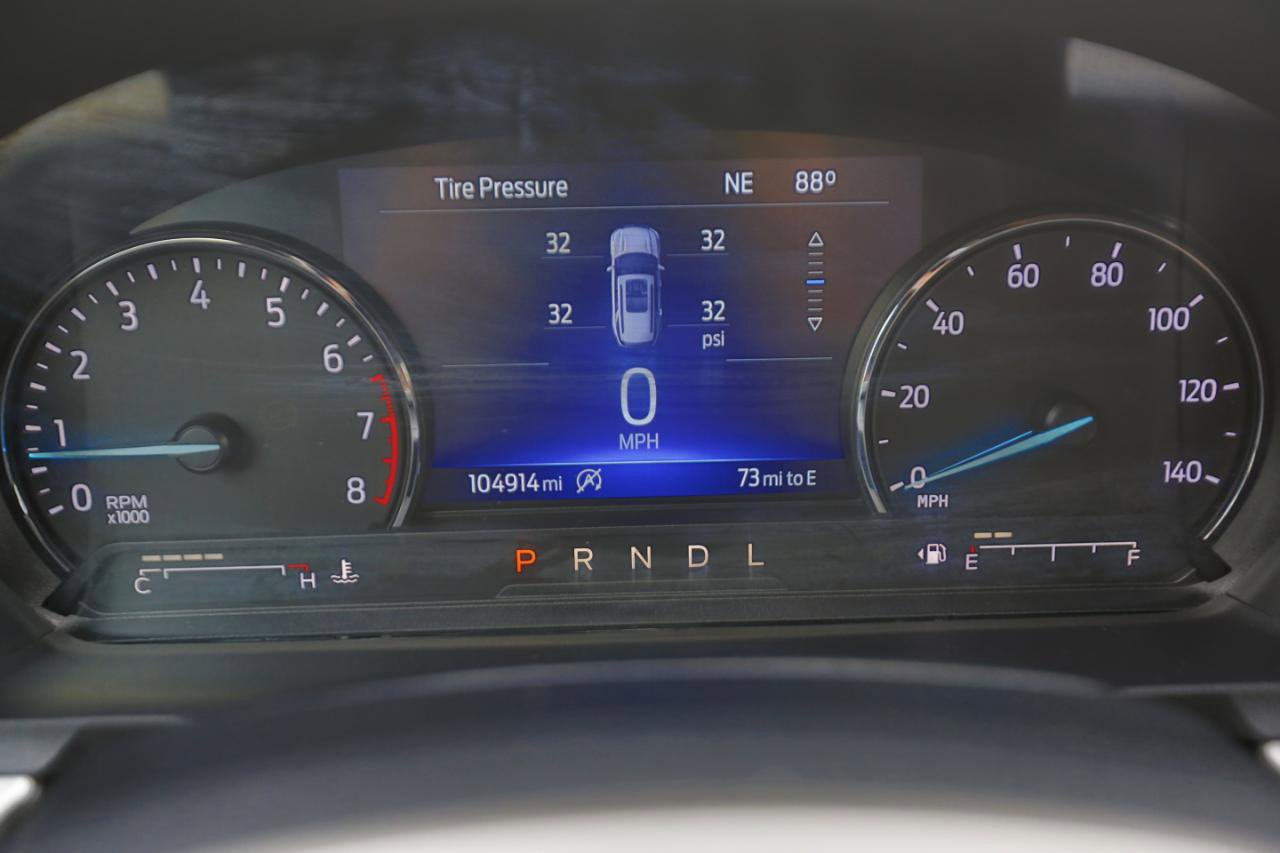 Used 2021 Ford Explorer XLT image 10