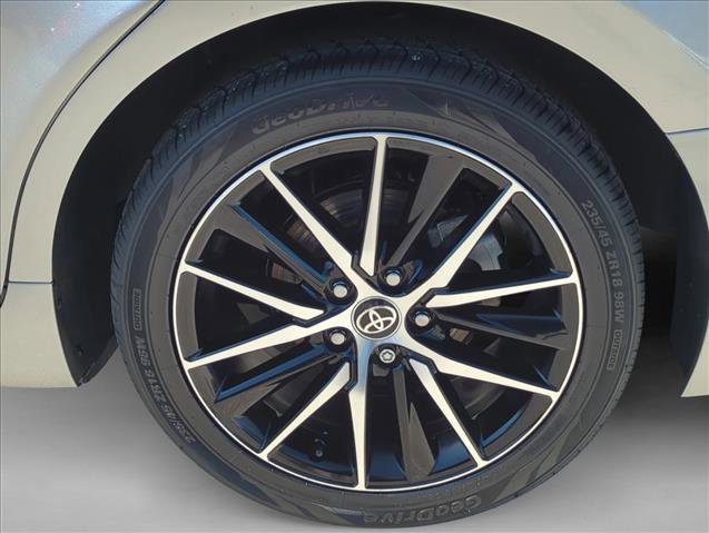 Certified 2024 Toyota Camry SE image 9