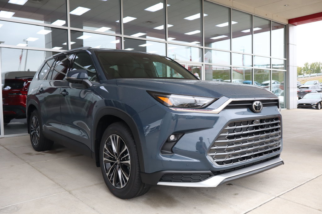 New 2026 Toyota Grand Highlander AWD Hybrid image 1