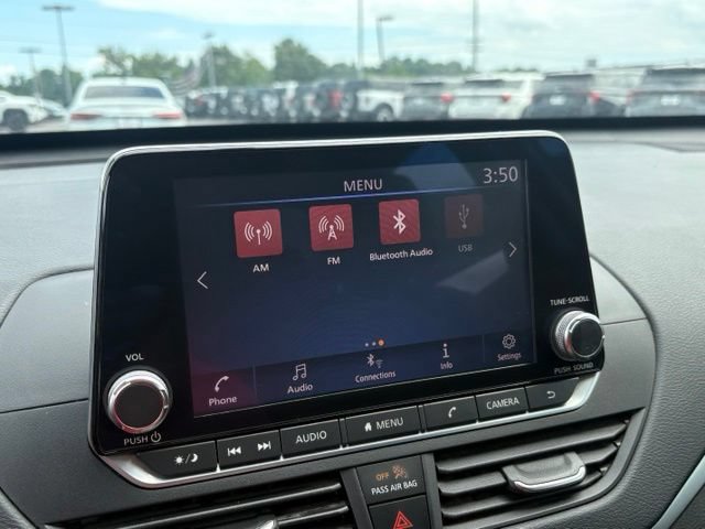 Used 2019 Nissan Altima 2.5 S FWD image 16