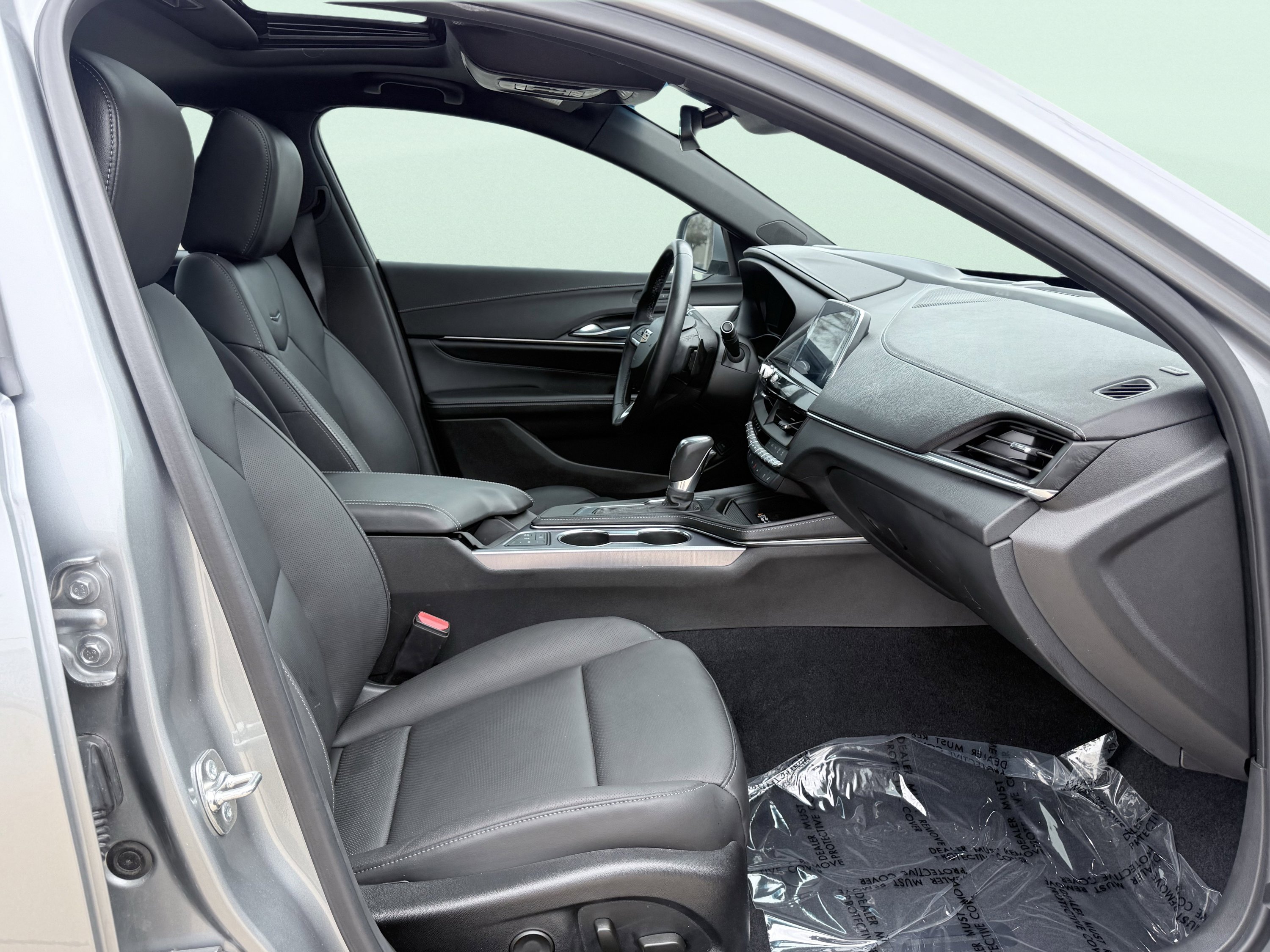 Used 2025 Cadillac CT4 Premium Luxury image 44