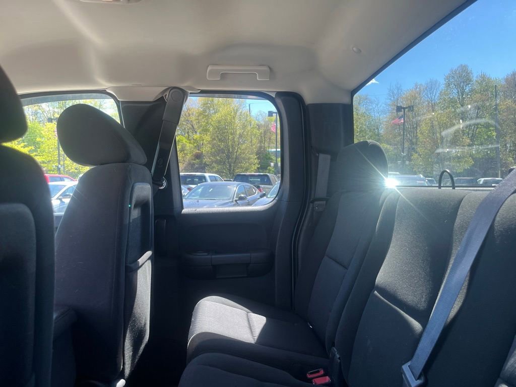 Used 2011 Chevrolet Silverado 1500 LT w/ All-Star Edition AWD/4WD image 17