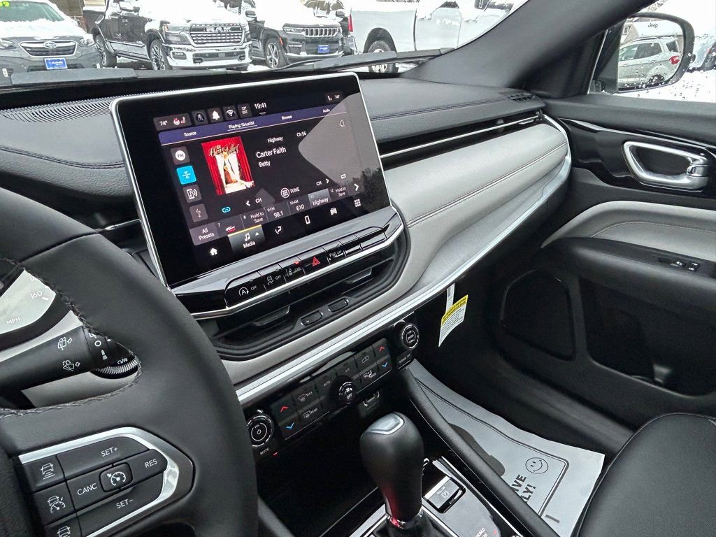 New 2026 Jeep Compass Limited image 16