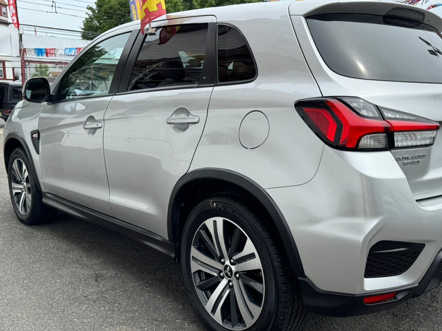 Used 2024 Mitsubishi Outlander Sport SE AWD/4WD image 31