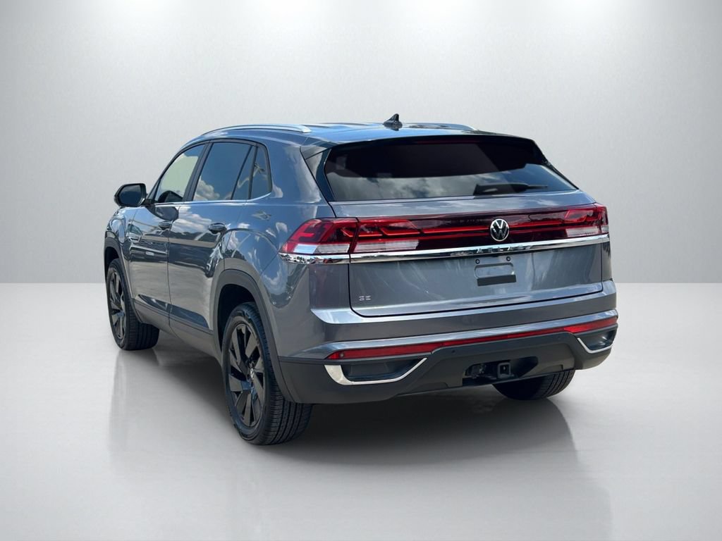 Used 2024 Volkswagen Atlas Cross Sport SE w/ Black Wheel Package FWD image 7