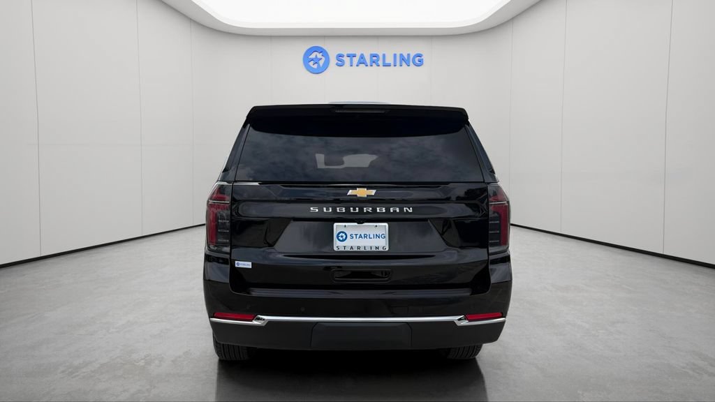 Certified 2025 Chevrolet Suburban LS RWD image 8