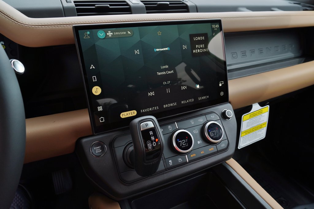 New 2026 Land Rover Defender 110 S AWD/4WD image 19
