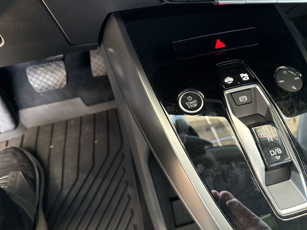 Used 2024 Audi Q4 e-tron Premium Plus image 28