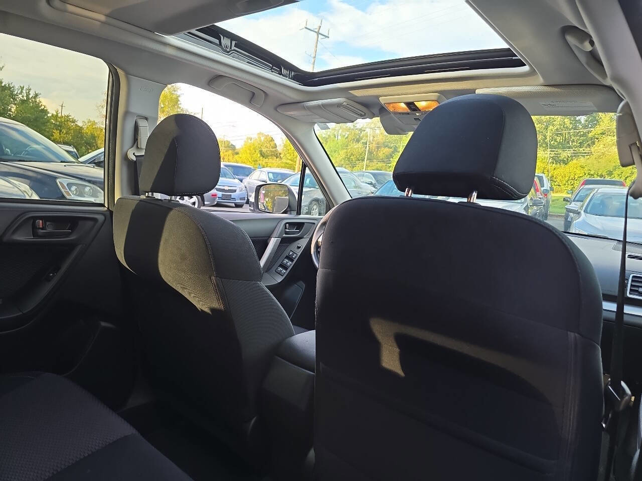 Used 2017 Subaru Forester 2.5i Premium image 24