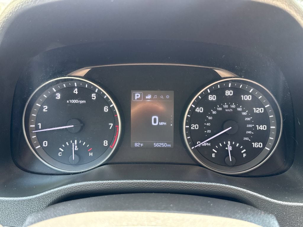 Used 2017 Hyundai Elantra Value Edition w/ Cargo Package FWD image 21