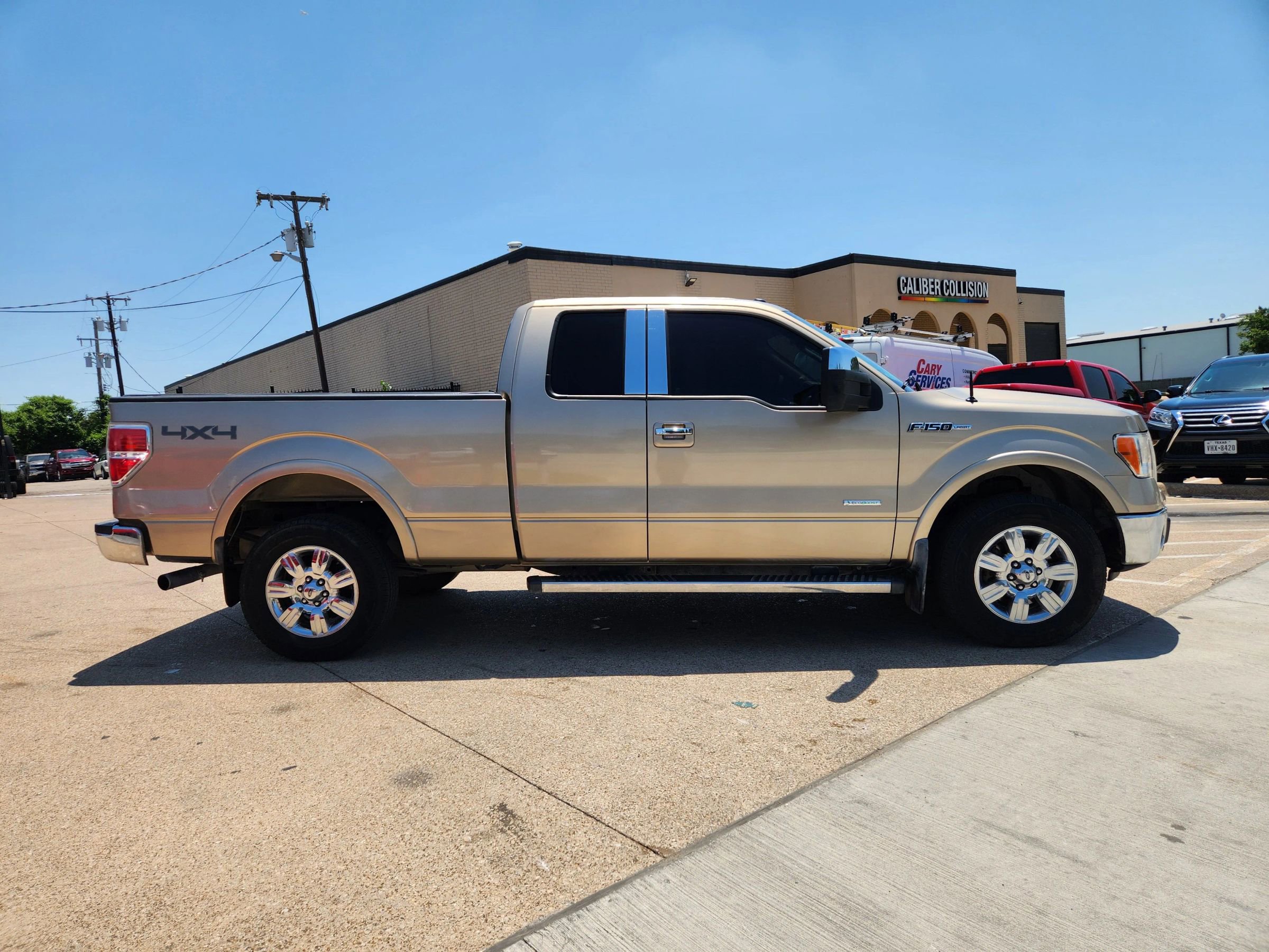 Used 2012 Ford F150 Lariat w/ Lariat Chrome Pkg AWD/4WD image 6