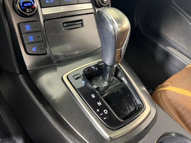 Used 2015 Hyundai Genesis 3.8 image 21