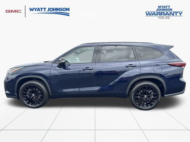 Used 2025 Toyota Highlander XSE AWD/4WD image 2