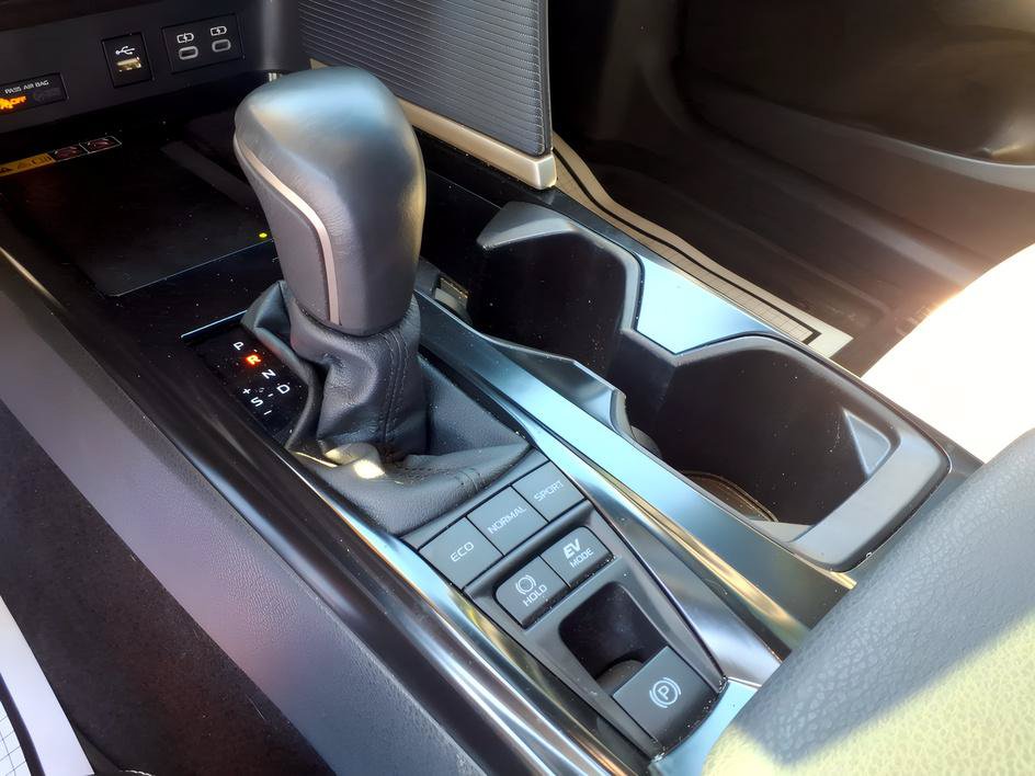 Certified 2025 Toyota Camry SE FWD image 20