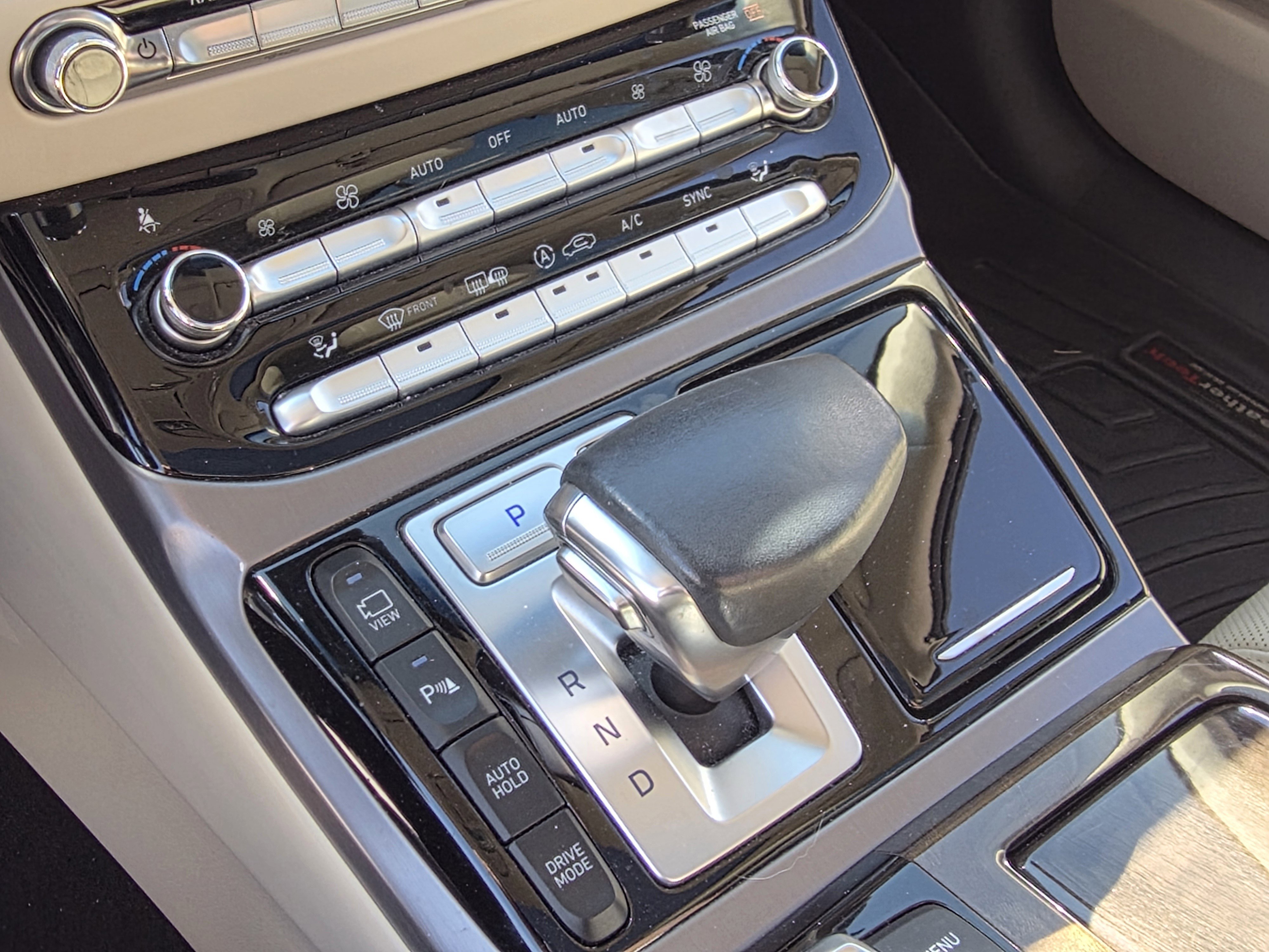 Used 2018 Genesis G90 5.0 Ultimate image 20