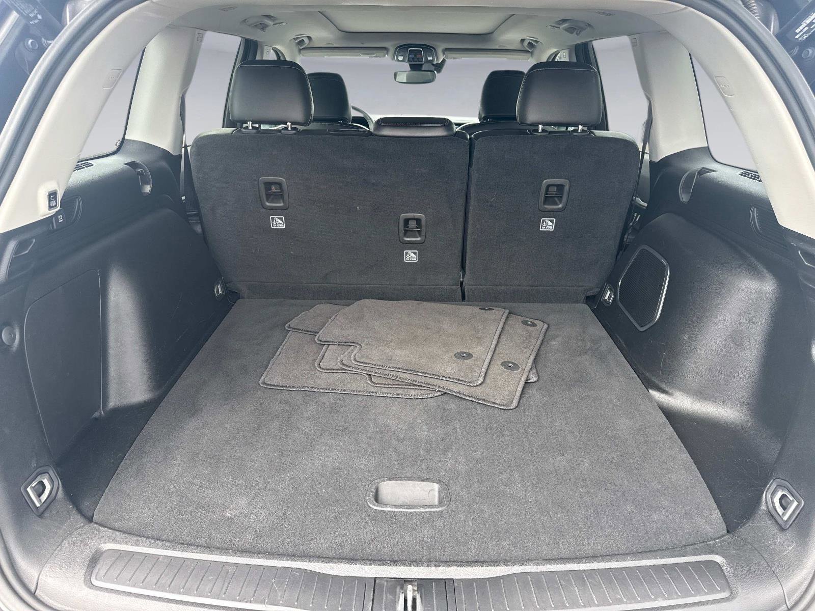 Used 2023 Jeep Grand Cherokee 4WD 4xe image 12