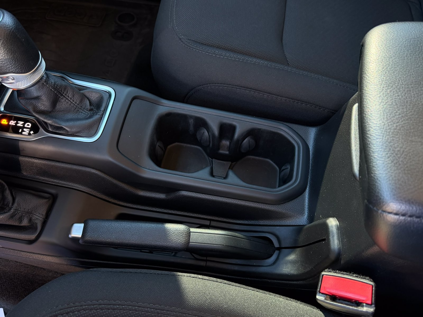 Used 2023 Jeep Gladiator Sport AWD/4WD image 25