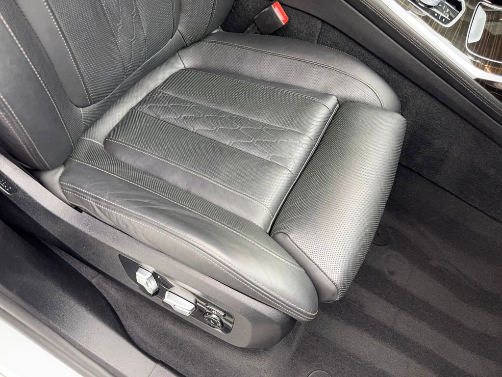 Used 2023 BMW X7 xDrive40i image 50